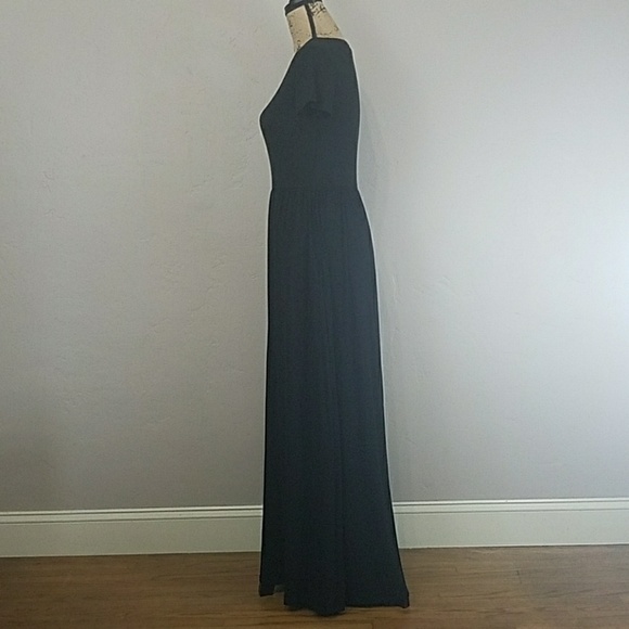 Last One !! Spring Must Have Black Maxi Dress. - Picture 6 of 8
